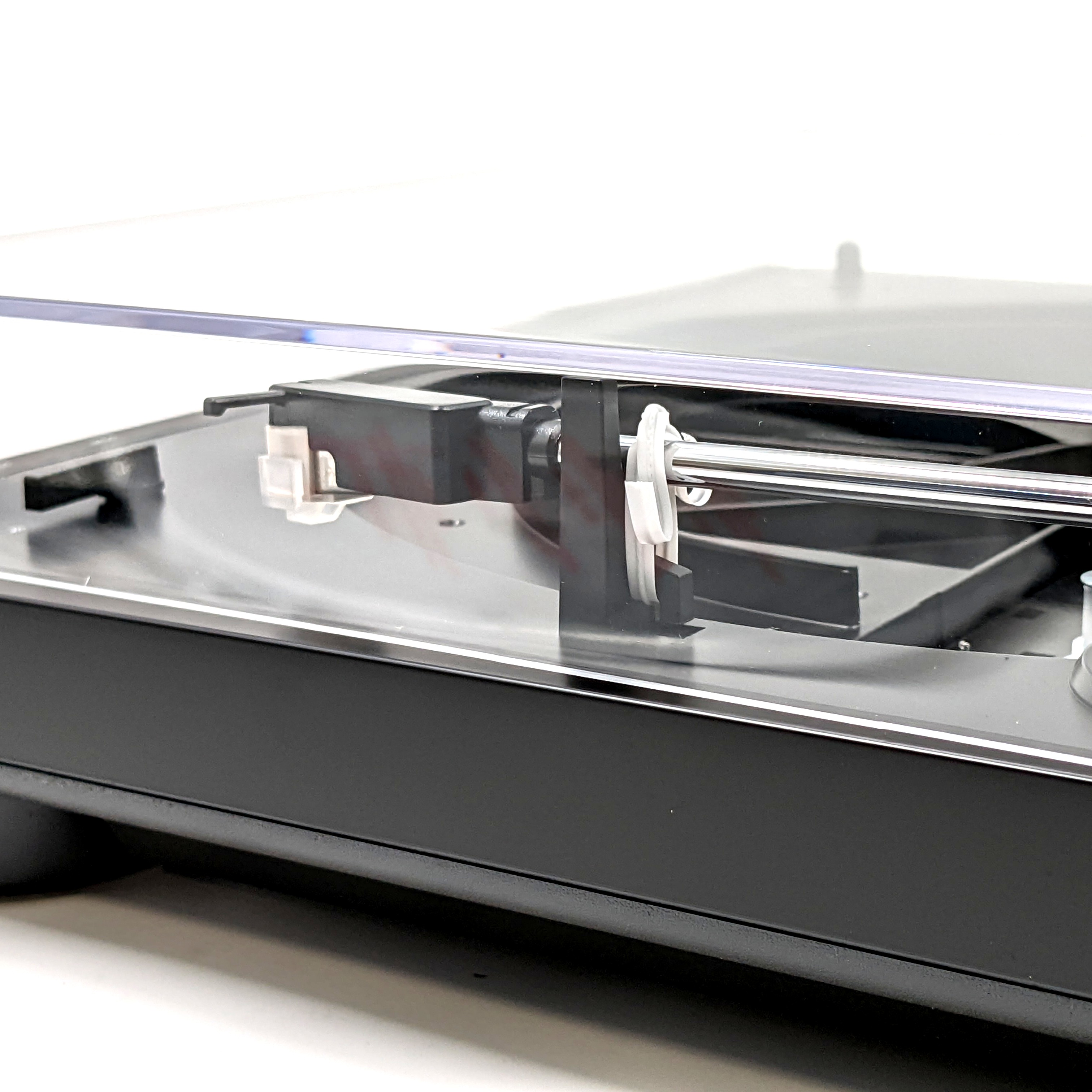 Audio-Technica AT-LP60XBT-BK Fully Automatic Wireless Belt-Drive Turntable